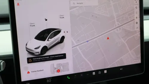 2024 Tesla Model Y 7SAYGDEE9RF117281