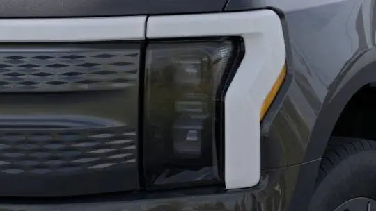 2025 Ford F-150 Lightning 1FT6W3LU5SWG12610