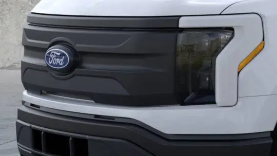 2025 Ford F-150 Lightning 1FT6W1BM5SWG12323