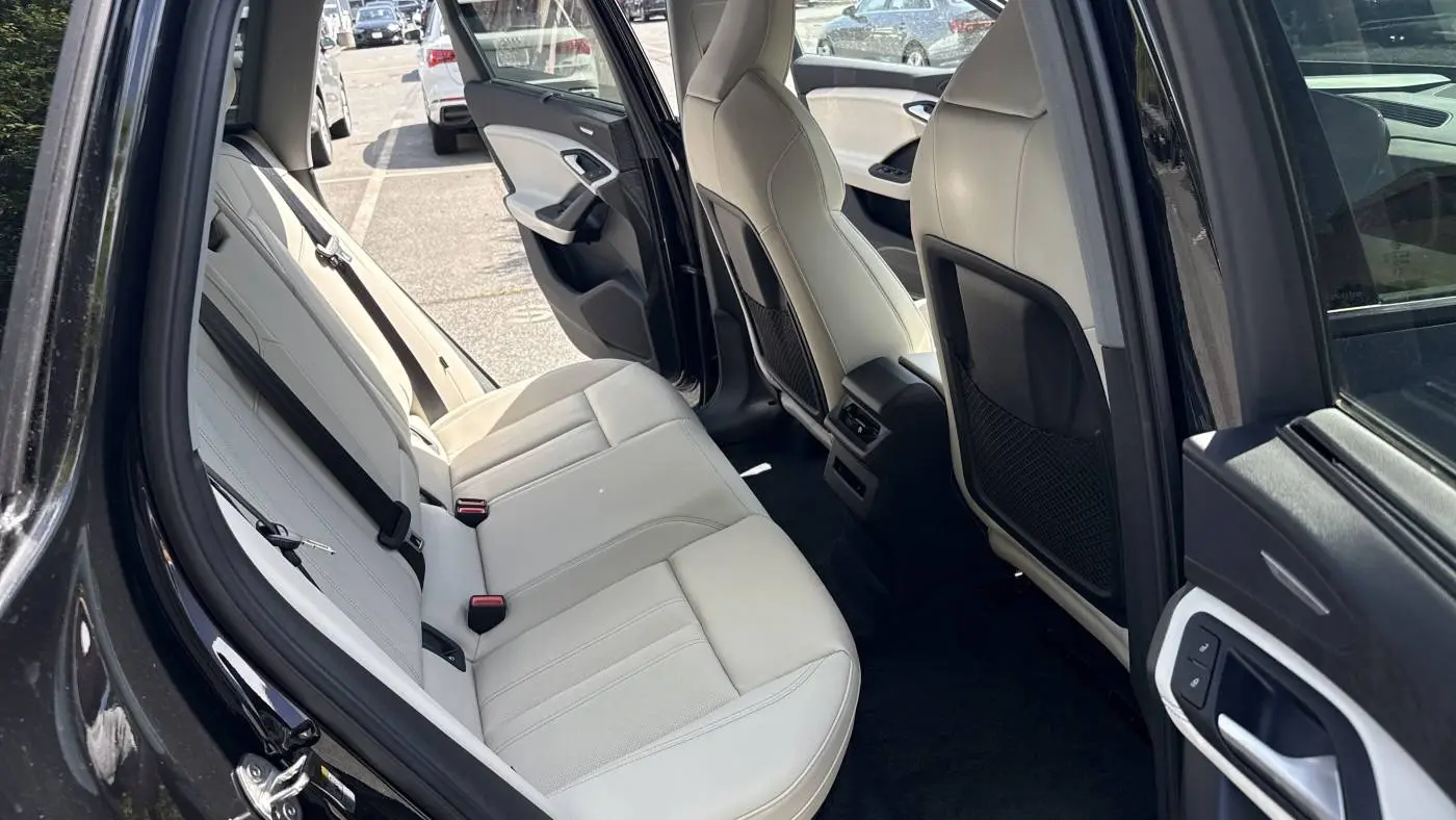 2025 Audi Q6 e-tron WA124BGF3SA036064