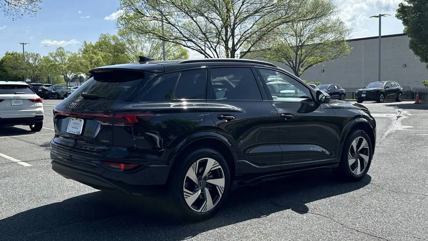 2025 Audi Q6 e-tron WA124BGF3SA036064