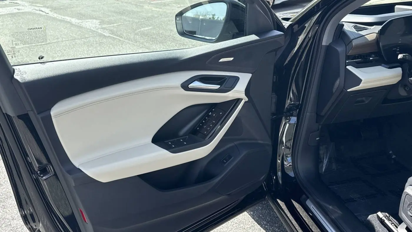 2025 Audi Q6 e-tron WA124BGF3SA036064