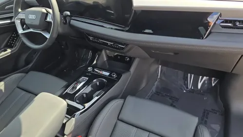 2025 Audi Q6 e-tron WA124BGF7SA016013
