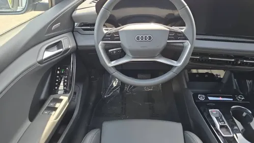 2025 Audi Q6 e-tron WA124BGF7SA016013