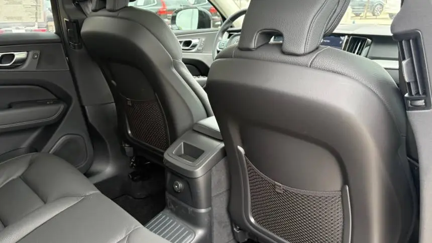 2025 Volvo XC60 YV4H60RC4S1190040