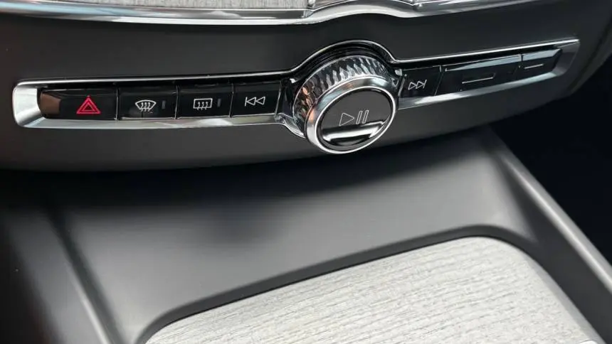 2025 Volvo XC60 YV4H60RC4S1190040