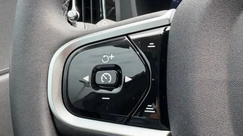 2025 Volvo XC60 YV4H60RC4S1190040