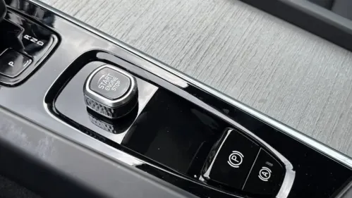 2025 Volvo XC60 YV4H60RC4S1190040