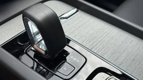 2025 Volvo XC60 YV4H60RC4S1190040