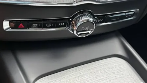 2025 Volvo XC60 YV4H60RC4S1190040