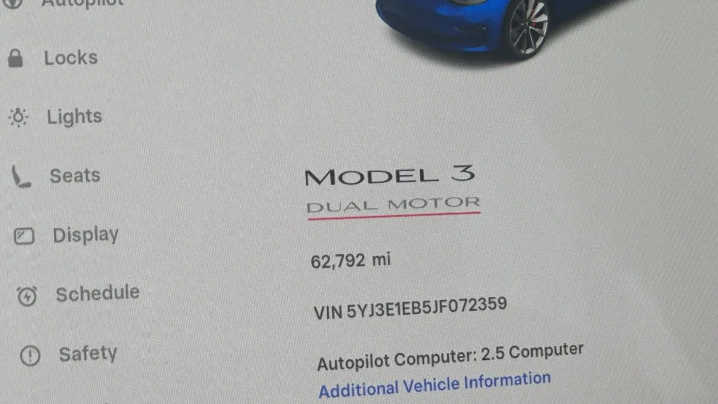 2018 Tesla Model 3 5YJ3E1EB5JF072359