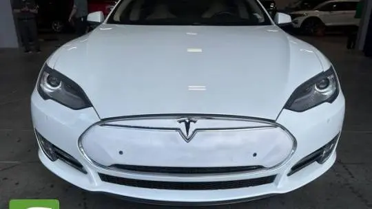2013 Tesla Model S 5YJSA1CP8DFP27026
