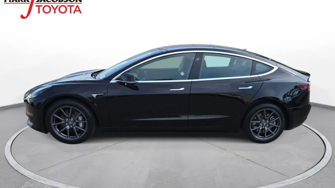 2019 Tesla Model 3 5YJ3E1EA1KF313214