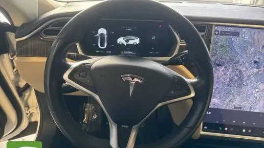 2013 Tesla Model S 5YJSA1CP8DFP27026