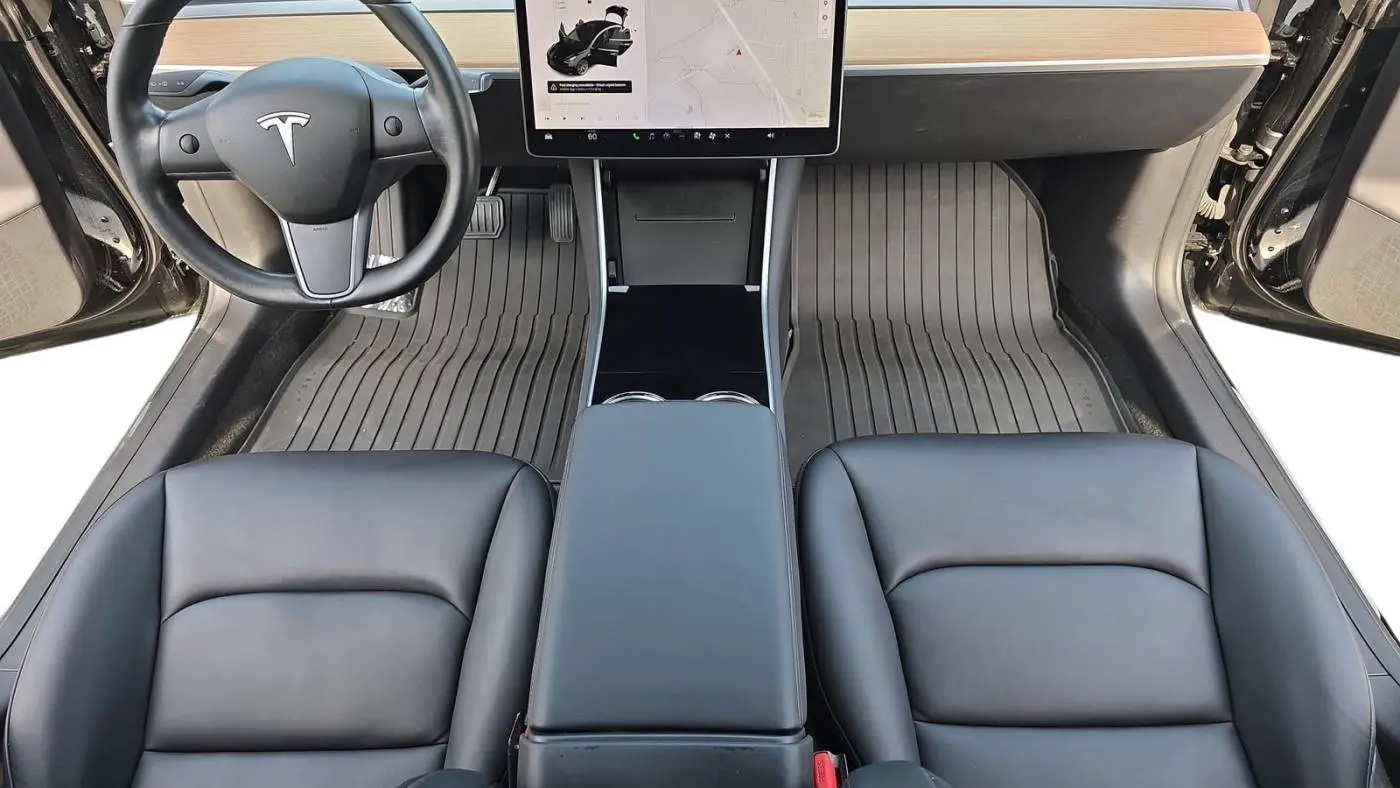 2019 Tesla Model 3 5YJ3E1EA1KF313214