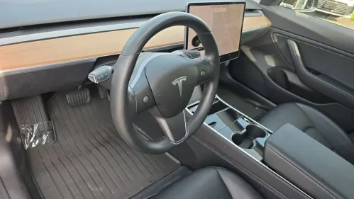 2019 Tesla Model 3 5YJ3E1EA1KF313214