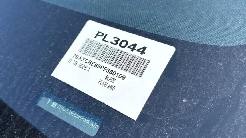 2023 Tesla Model X 7SAXCBE65PF380109