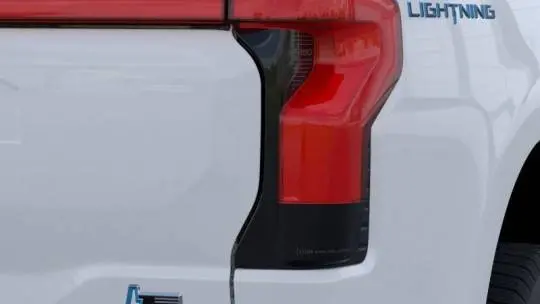 2025 Ford F-150 Lightning 1FT6W5L70SWG10642
