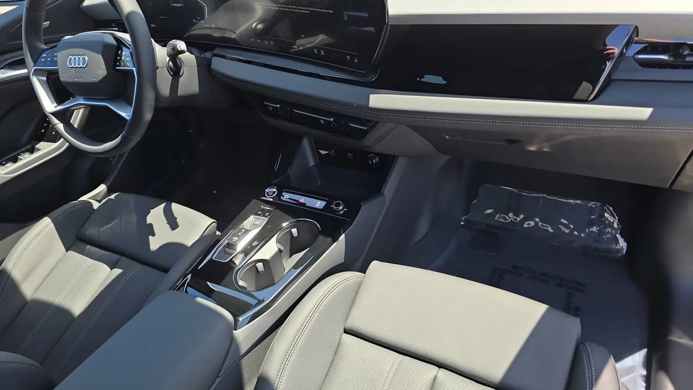 2025 Audi Q6 e-tron WA124BGF8SA016117