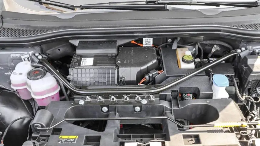 2025 Volkswagen ID.4 1V2DSPE87SC006185