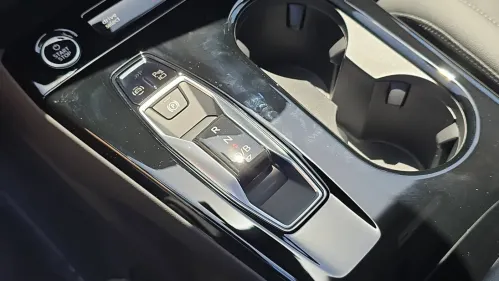 2025 Audi Q6 e-tron WA124BGF8SA016117