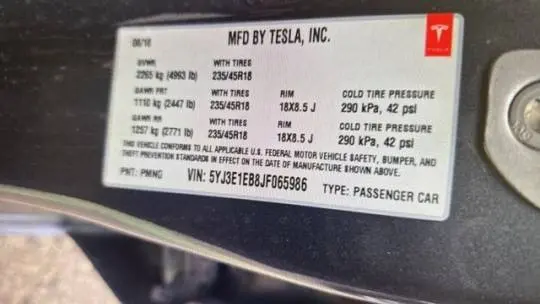 2018 Tesla Model 3 5YJ3E1EB8JF065986