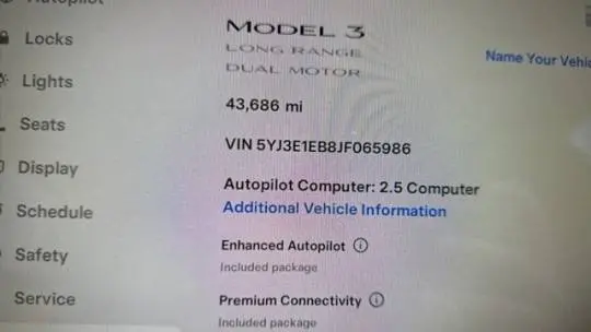 2018 Tesla Model 3 5YJ3E1EB8JF065986