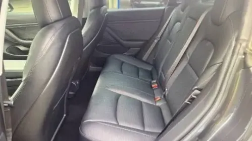 2018 Tesla Model 3 5YJ3E1EB8JF065986