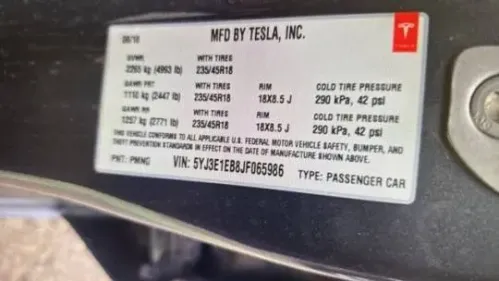 2018 Tesla Model 3 5YJ3E1EB8JF065986