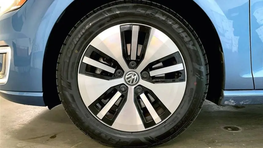 2016 Volkswagen e-Golf WVWKP7AU4GW912572