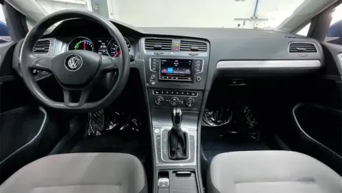 2016 Volkswagen e-Golf WVWKP7AU4GW912572