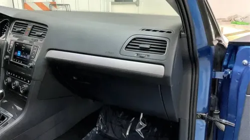 2016 Volkswagen e-Golf WVWKP7AU4GW912572