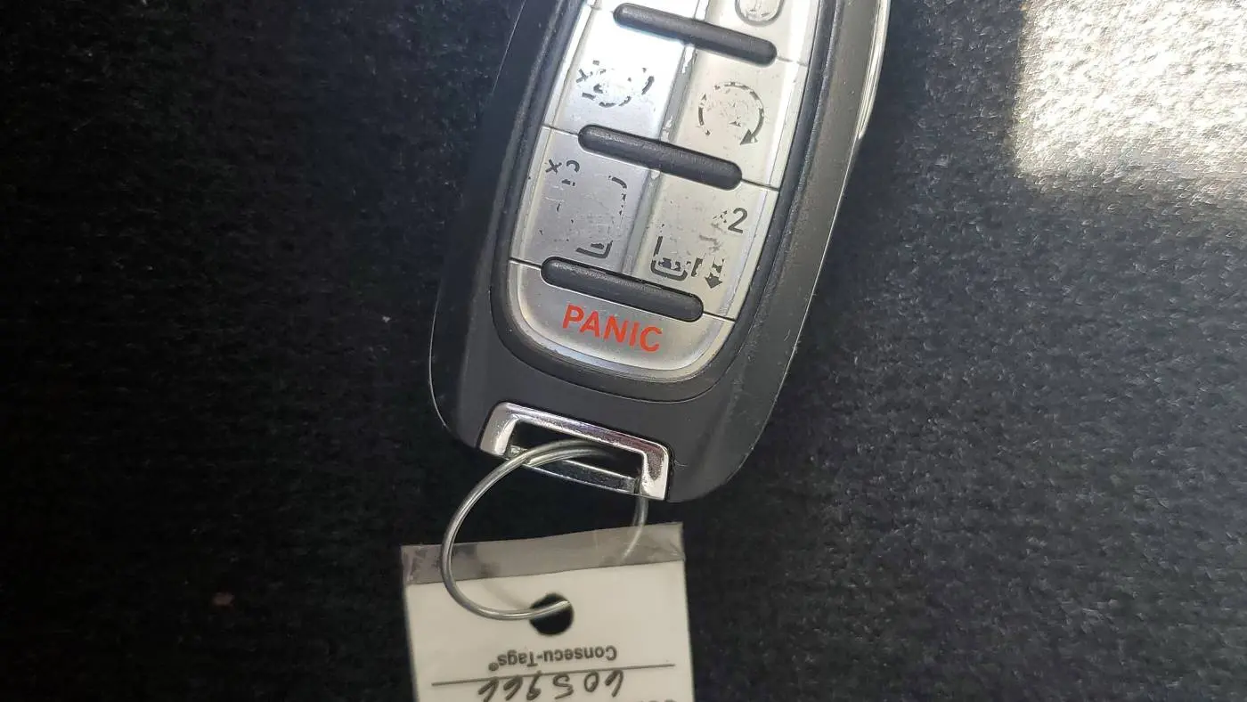 2021 Chrysler Pacifica 2C4RC1L79MR605966