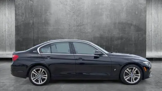 2018 BMW 3 Series WBA8E1C50JA165623