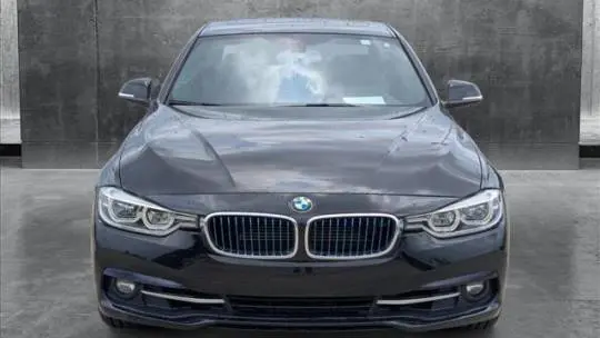 2018 BMW 3 Series WBA8E1C50JA165623