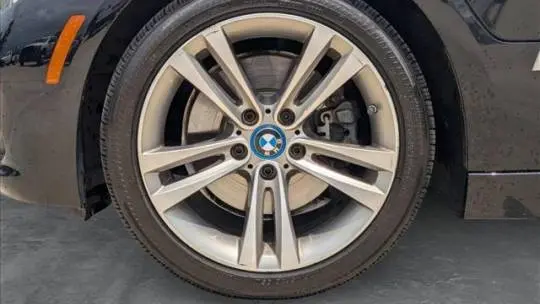 2018 BMW 3 Series WBA8E1C50JA165623