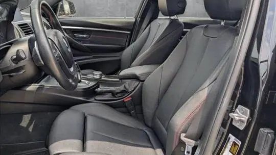 2018 BMW 3 Series WBA8E1C50JA165623