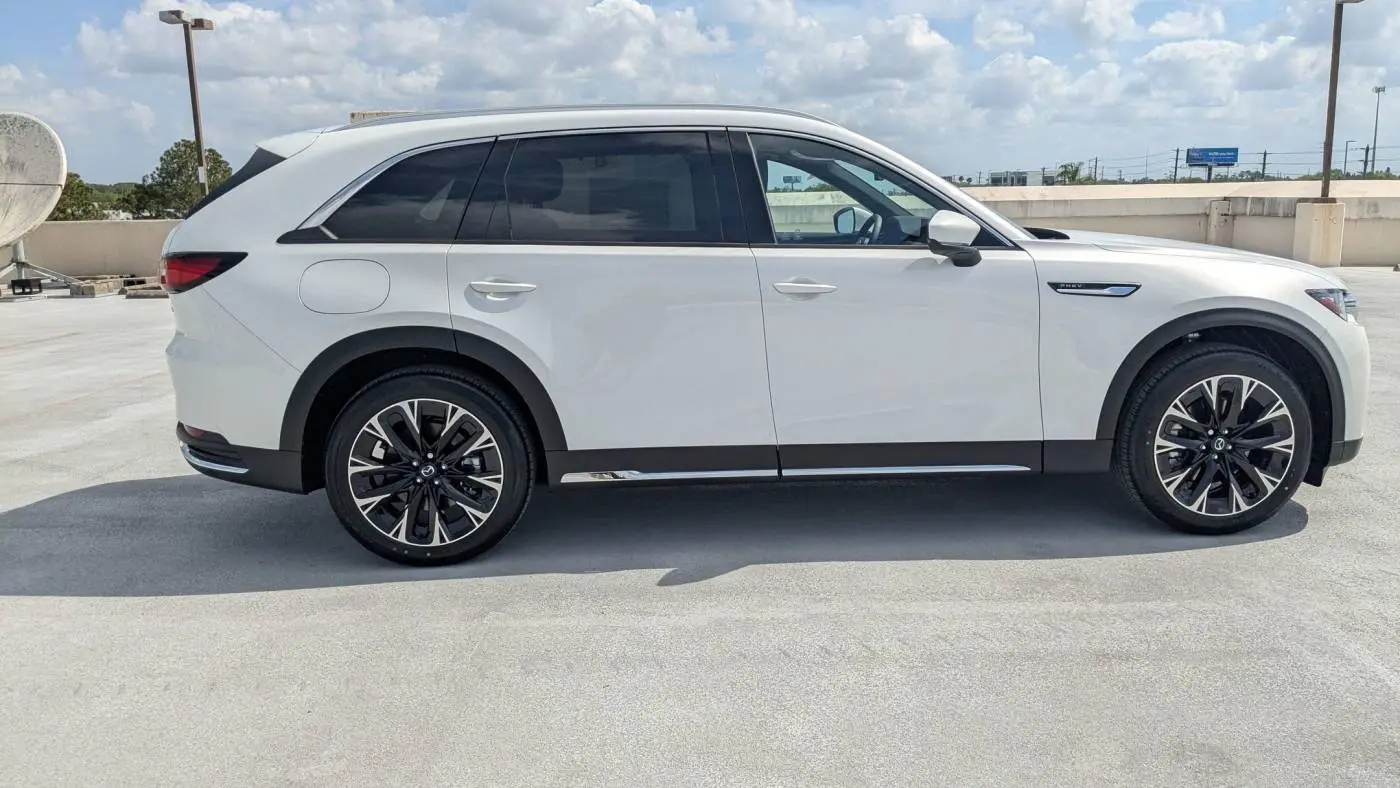 2025 Mazda CX-90 JM3KKEHA8S1230354