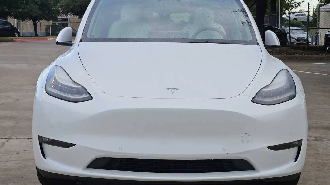 2021 Tesla Model Y 5YJYGAEE3MF252793