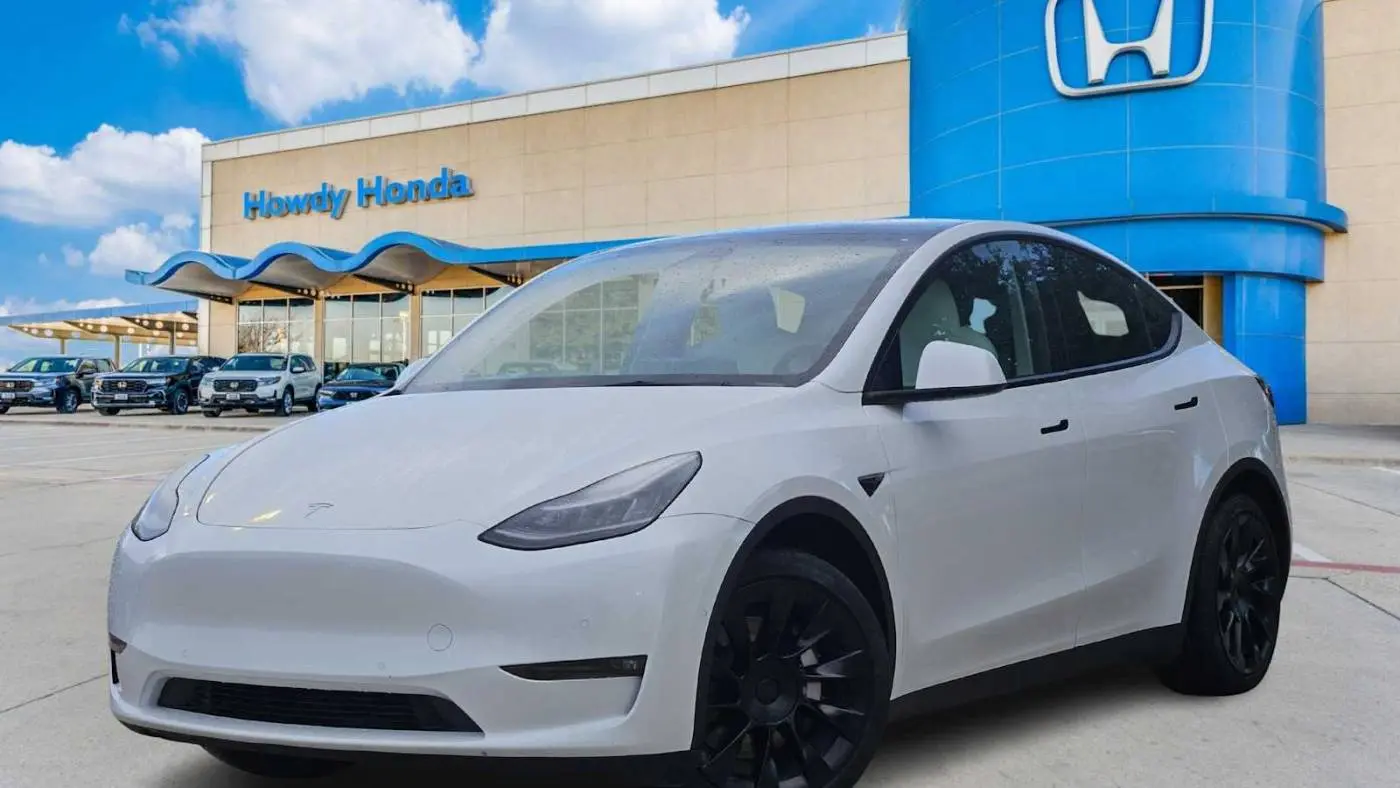 2021 Tesla Model Y 5YJYGAEE3MF252793