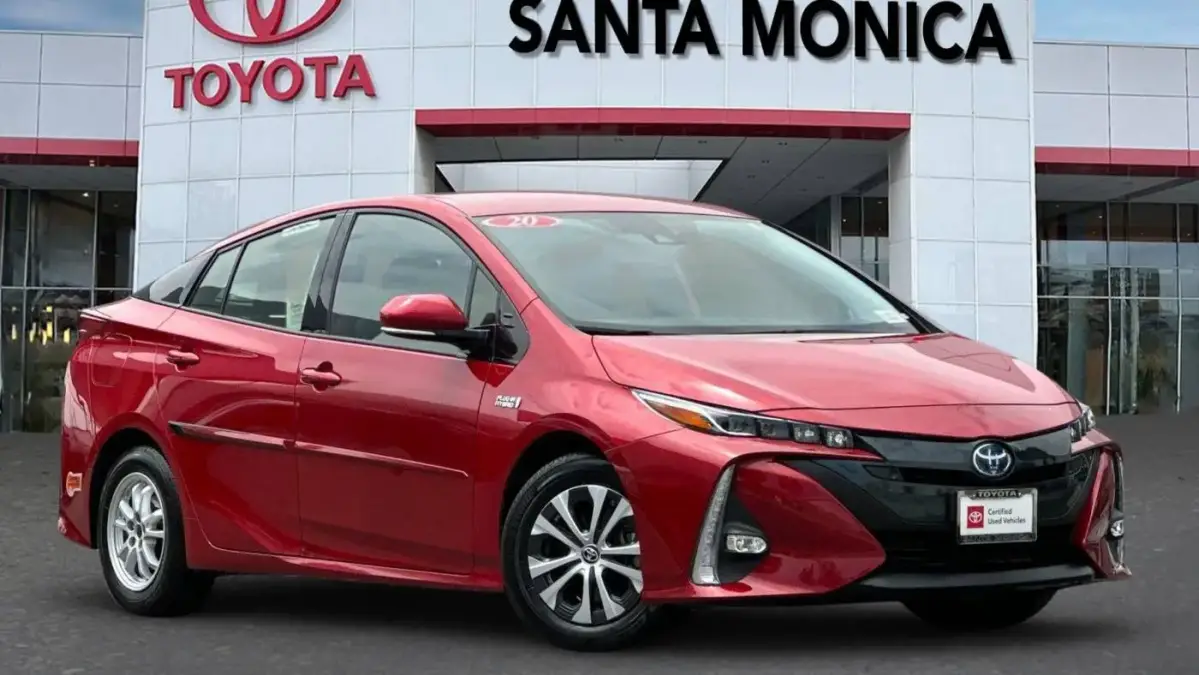 2020 Toyota Prius Prime - Images - 2