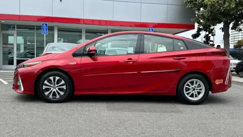 2020 Toyota Prius Prime - Images - 7