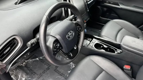 2020 Toyota Prius Prime - Images - 10