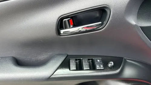 2020 Toyota Prius Prime - Images - 11