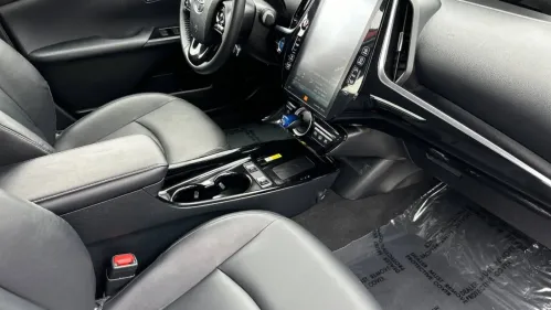 2020 Toyota Prius Prime - Images - 17