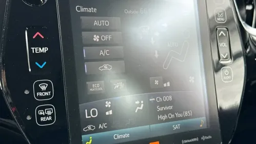 2020 Toyota Prius Prime - Images - 22