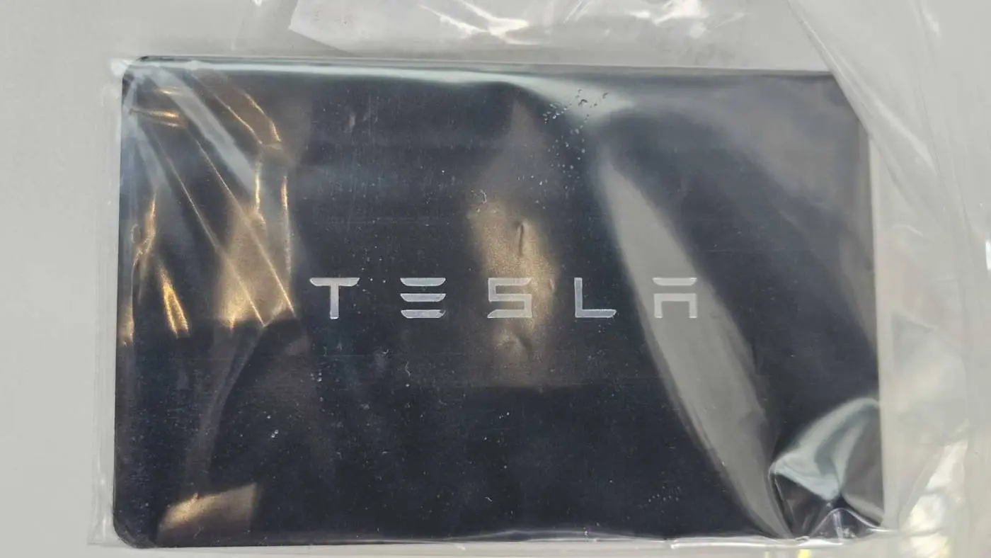 2021 Tesla Model Y 5YJYGAEE3MF252793