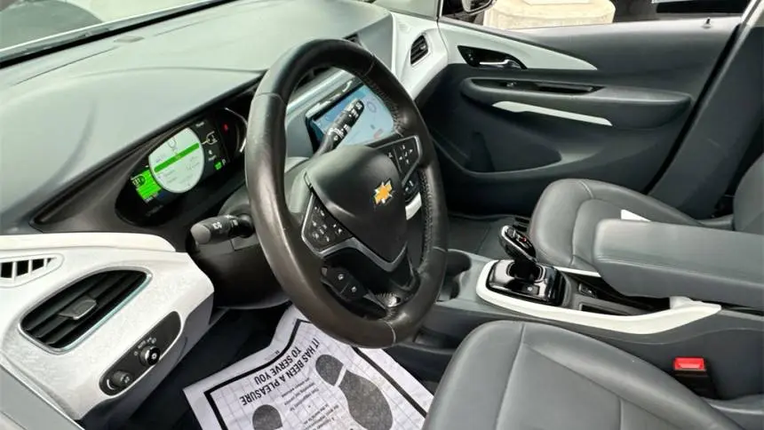 2018 Chevrolet Bolt 1G1FX6S08J4125126