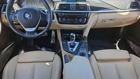 2017 BMW 3 Series WBA8E1C55HK895175