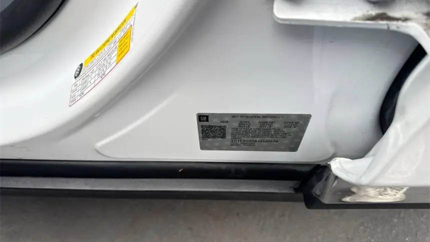 2018 Chevrolet Bolt 1G1FX6S08J4125126